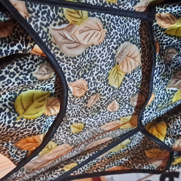 Gown - Picture 1 of 1